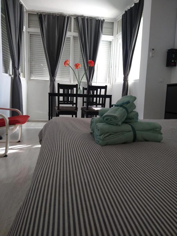 Amplio Estudio,Vista Mar Y Montana, A Pasos Del Centro توريمولينوس المظهر الخارجي الصورة